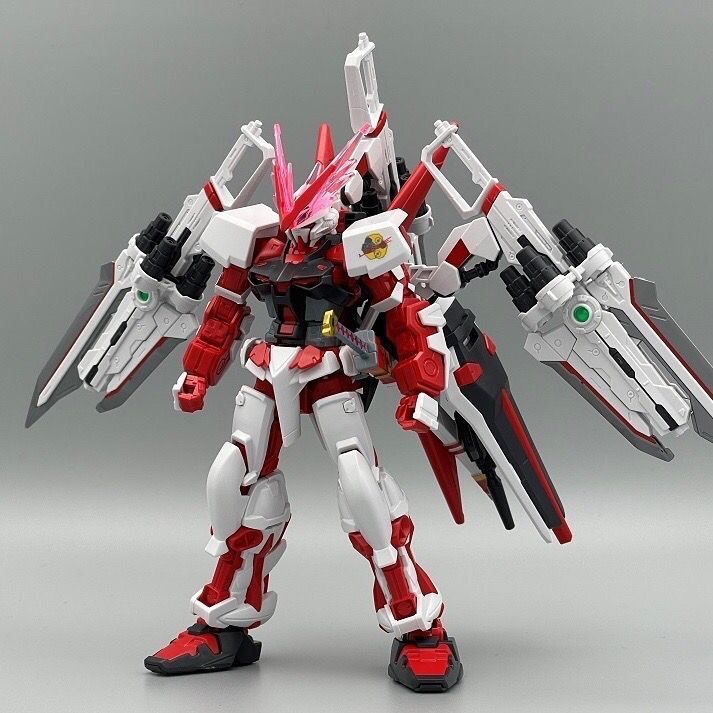 Model Kit Robot - Astray Red Frame Gundam Assembly Model