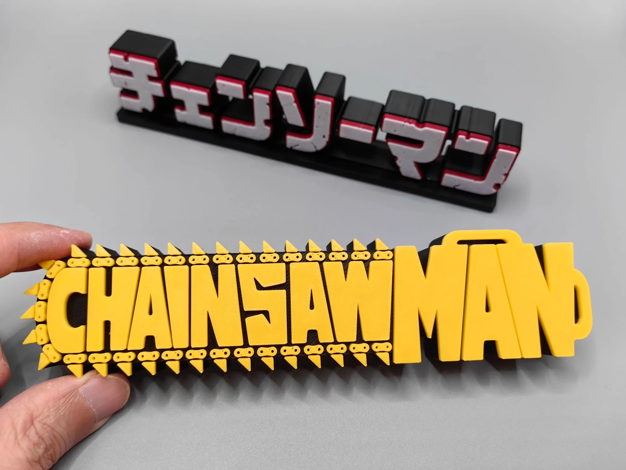 Papan Nama Boneka Model Logo 3 - Model Kit Chainsaw Man ulasan dan harga