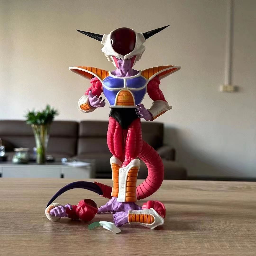 Tersedia stok figur Anime Drag - Model Kit Frieza ulasan dan harga