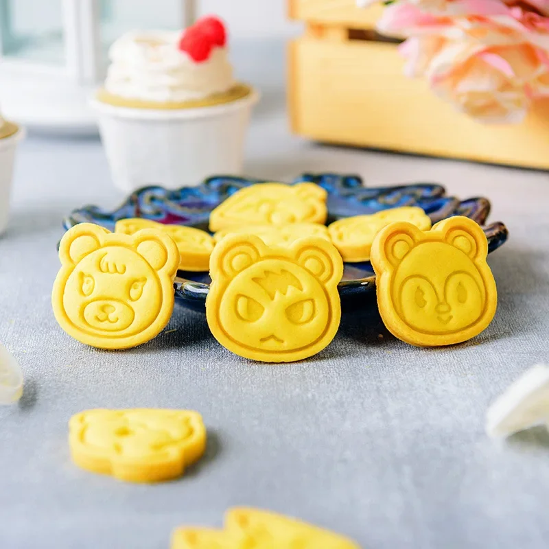 Pemotong Kue Animal Crossing,  - Model Kit Anime ulasan dan harga