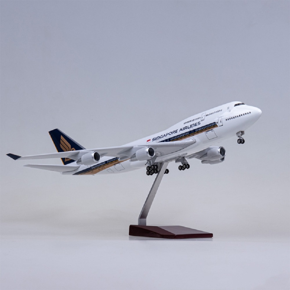 Model Pesawat Mainan Skala Sin - Model Kit Singapore ulasan dan harga