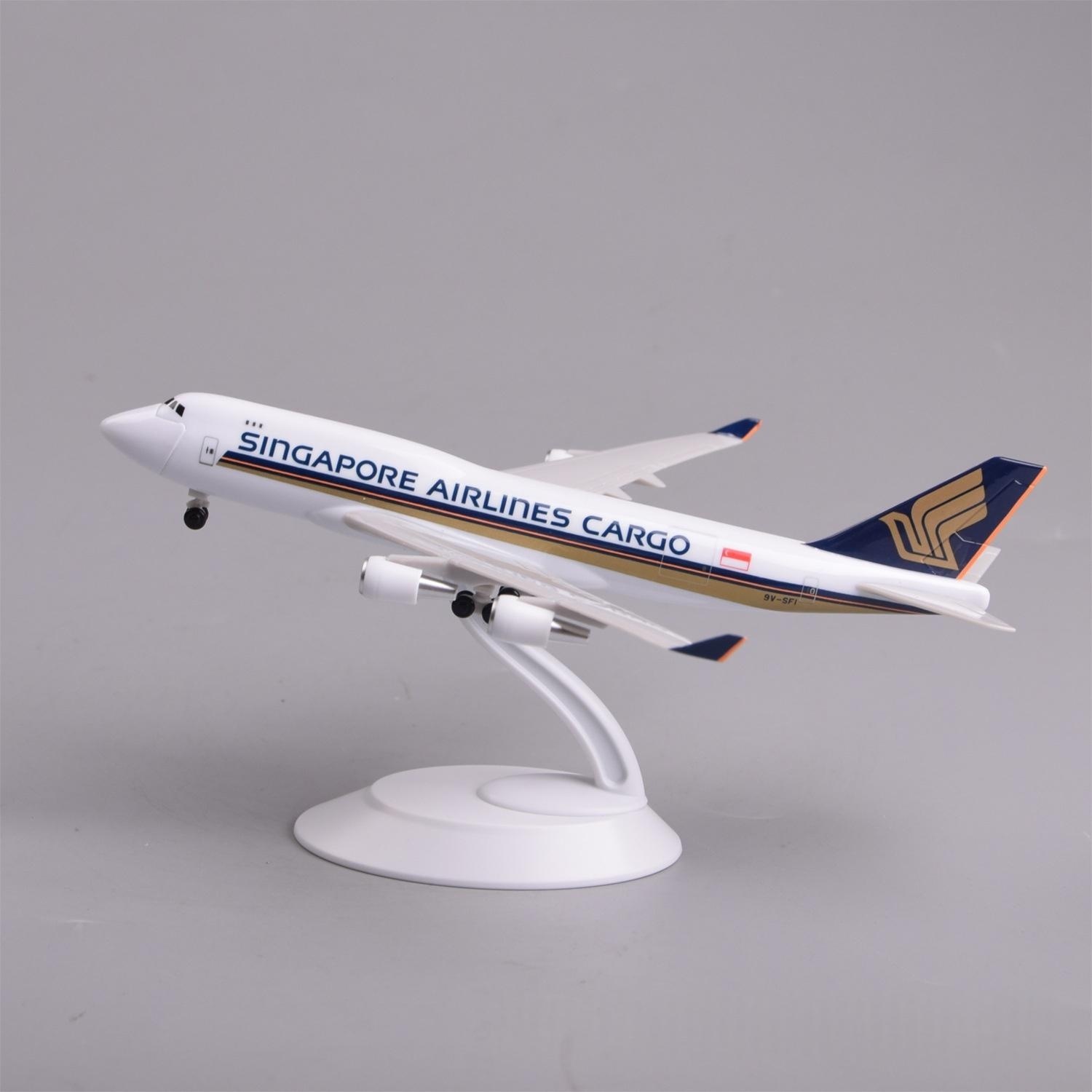 Model Pesawat Plastik 20cm B74 - Model Kit Singapore ulasan dan harga