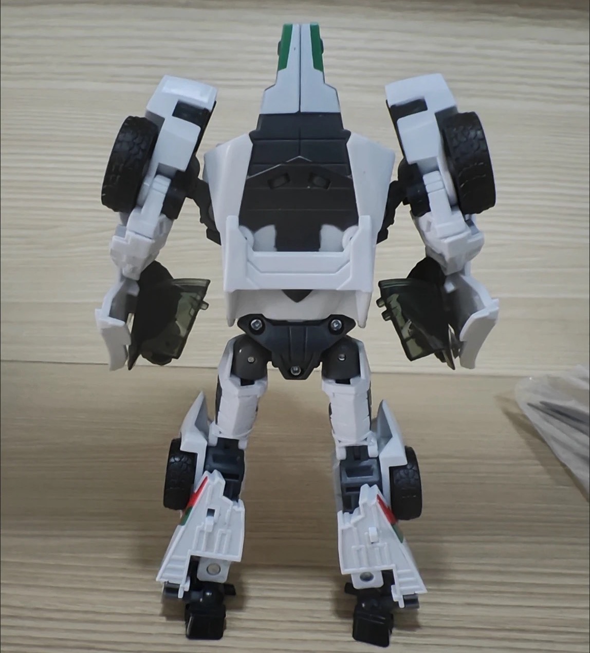 Mainan Transformasi APC IDW Wh - Model Kit Robot ulasan dan harga